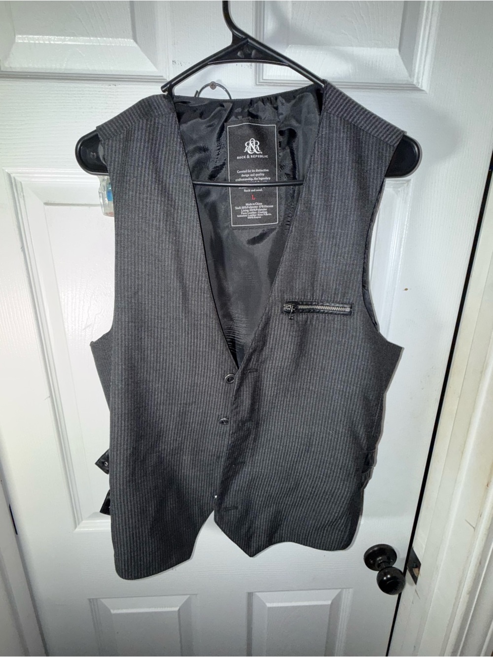 Rock & Republic Men's Charcoal Pinstripe Vest- Large